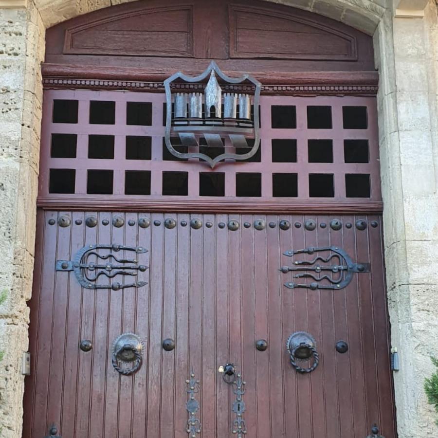 Chateau De Murviel Esterno foto